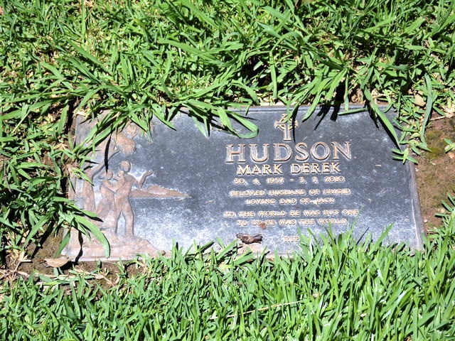 Mark Derek HUDSON - Photo 1